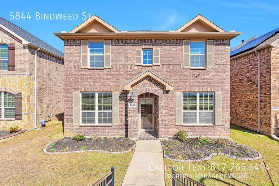 5844 Bindweed Street in Fort Worth, TX - Building Photo