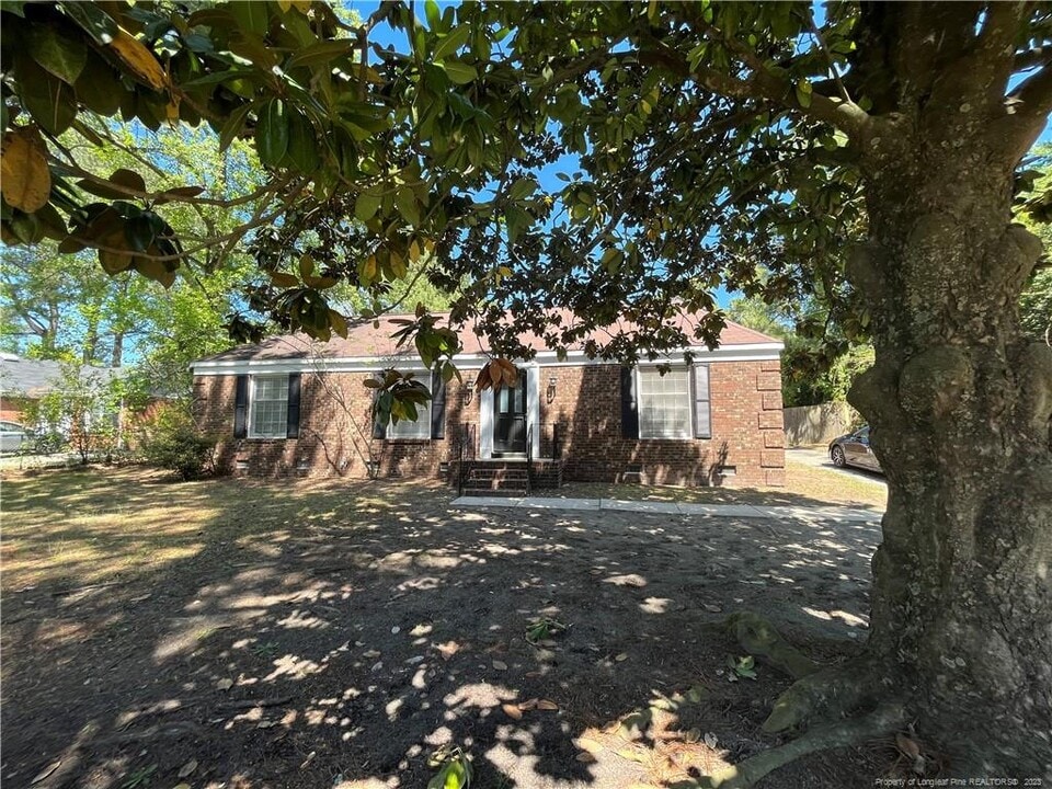 1449 Paisley Ave Photo