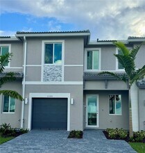 1355 SE 7th Ter in Homestead, FL - Building Photo - Building Photo