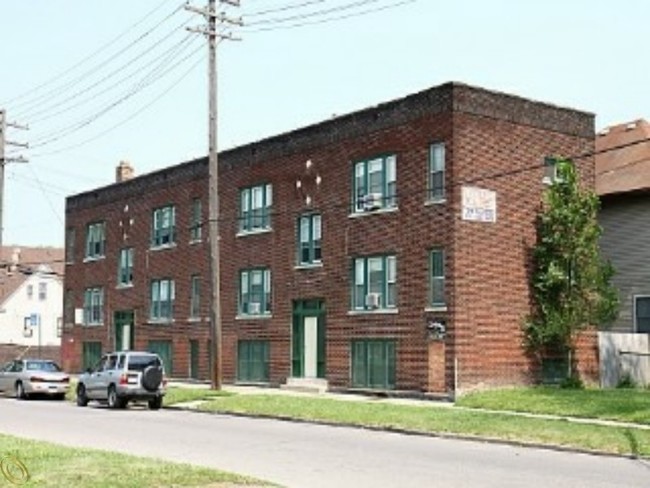 Porter Apartments in Detroit, MI - Building Photo - Building Photo