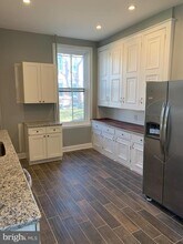 325 Washington Ave in Downingtown, PA - Building Photo - Building Photo