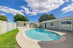 1500 Dorsal St in Merritt Island, FL - Building Photo