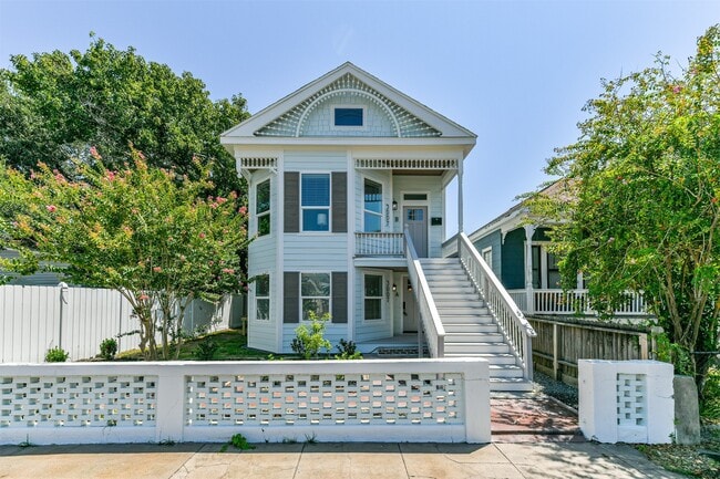 property at 3007 Avenue Q