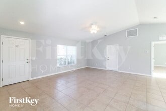 9103 Anita Ave in Englewood, FL - Building Photo - Building Photo