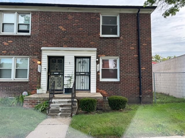 1630 Outer Dr E in Detroit, MI - Building Photo
