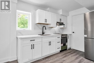 537 Luple Ave in Oshawa, ON - Building Photo - Building Photo