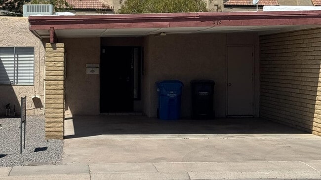 property at 5126 E Monte Vista Rd