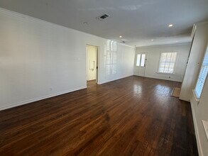 3817 Frazier Ave in Fort Worth, TX - Building Photo - Building Photo
