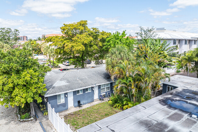 610 NE 12th Ave in Fort Lauderdale, FL - Building Photo - Building Photo