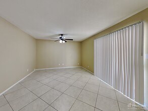 19040 N 17th Ave in Phoenix, AZ - Building Photo - Building Photo