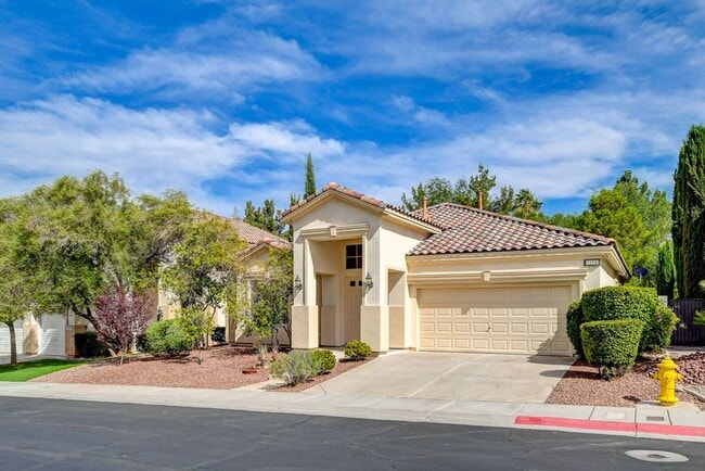 1175 Forum Veneto Dr in Henderson, NV - Building Photo - Building Photo