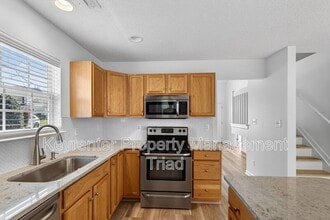 138 Tannenbaum Cir in Greensboro, NC - Building Photo - Building Photo