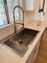 1543 11th St, Unit Unit D in Santa Monica, CA - Building Photo - Building Photo