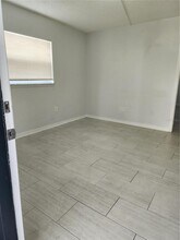 3710 W Cass St in Tampa, FL - Building Photo - Building Photo