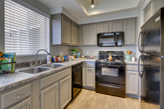 Alcove at the Islands in Gilbert, AZ - Building Photo - Interior Photo