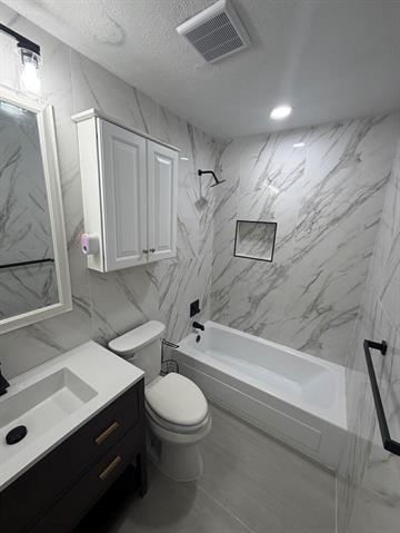 property at 2929 Winterberry Dr