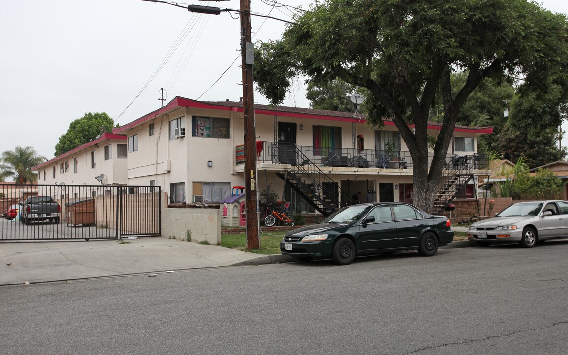 4015 Penn Mar Ave in El Monte, CA - Foto de edificio