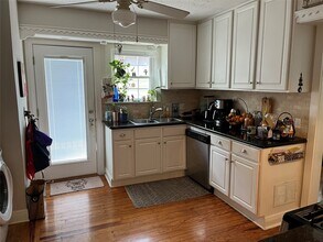 2121 Milford St in Houston, TX - Building Photo - Building Photo