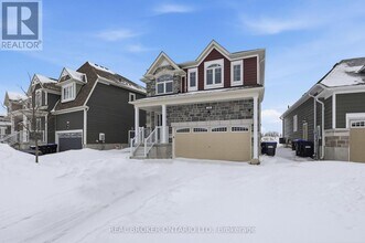 38 Sandhill Crane Dr in Wasaga Beach, ON - Building Photo - Building Photo