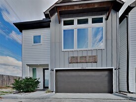 5902 Gardendale Dr in Houston, TX - Building Photo