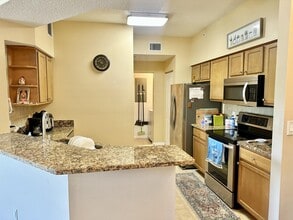 9901 Baywinds Blvd in Royal Palm Beach, FL - Building Photo - Building Photo