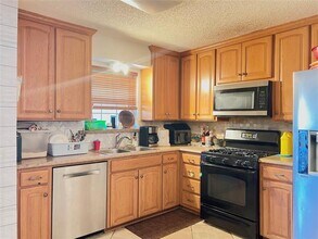 3714 Edgemont Dr in Garland, TX - Building Photo - Building Photo