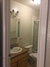 1101 Lakeview Cir, Unit 1101 Lakeview in Pittsburg, CA - Building Photo - Building Photo