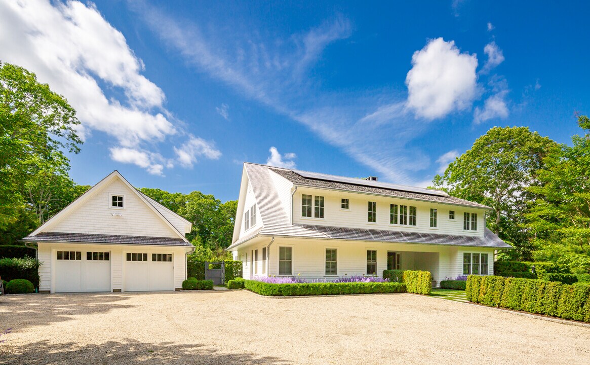 6 Katie Ln in Amagansett, NY - Building Photo