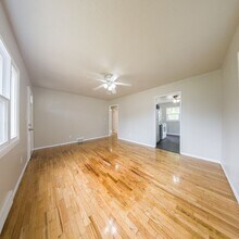 2100 61st St in Des Moines, IA - Building Photo - Building Photo