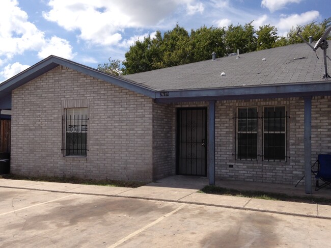 7619 Windsor Oaks, Unit 7619 in San Antonio, TX - Building Photo - Building Photo