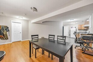 18991-1870A 70a Ave in Surrey, BC - Building Photo