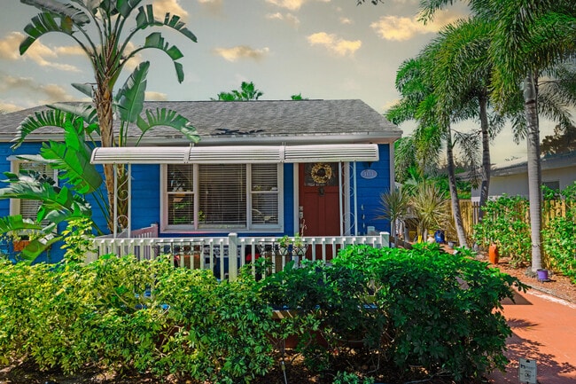 1111 N K St in Lake Worth Beach, FL - Building Photo - Building Photo
