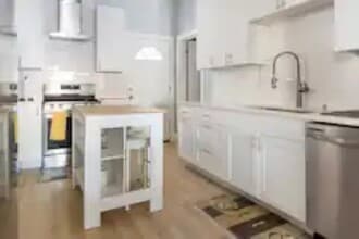 4322 N Milwaukee Ave, Unit Apt 1 in Chicago, IL - Foto de edificio - Building Photo
