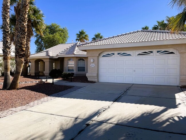 2068 E Lago Grande Bay in Fort Mohave, AZ - Building Photo - Building Photo