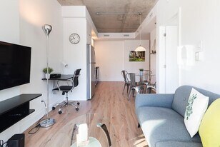 1602 Rue Saint-Dominique in Montréal, QC - Building Photo