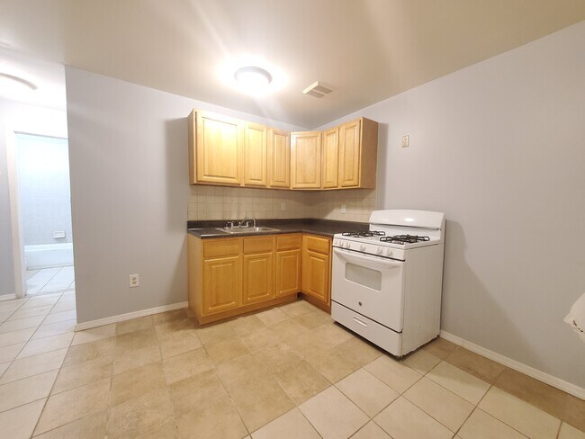 204 Union St, Unit 14