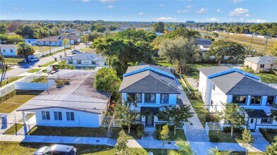 21226 SW 119th Ave in Miami, FL - Building Photo - Building Photo