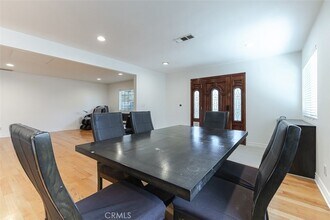 1217 Elm Ave in Glendale, CA - Building Photo - Building Photo
