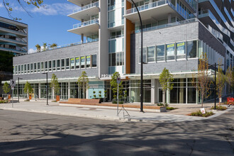 Promenade at the Quay in North Vancouver, BC - Building Photo - Building Photo