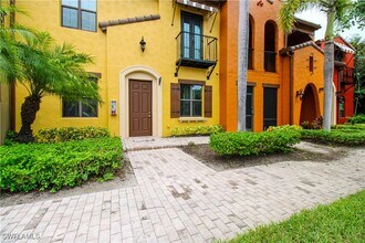 9054 Capistrano St N in Naples, FL - Building Photo - Building Photo