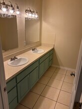 211 Alyssa Dr in Del Rio, TX - Foto de edificio - Building Photo