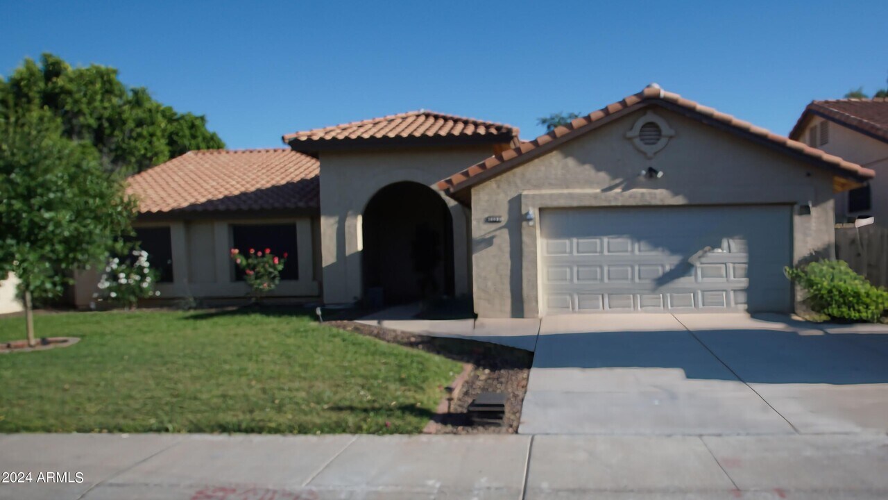 10933 W Sieno Pl in Avondale, AZ - Foto de edificio