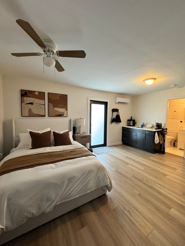 18311 NW 86th Ave in Hialeah, FL - Foto de edificio - Building Photo