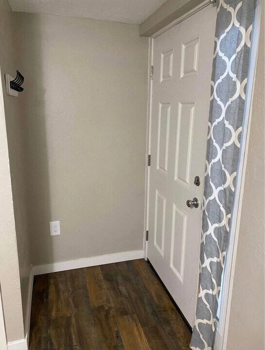 4775 Home Run Aly, Unit Basement apartment in Erda, UT - Foto de edificio