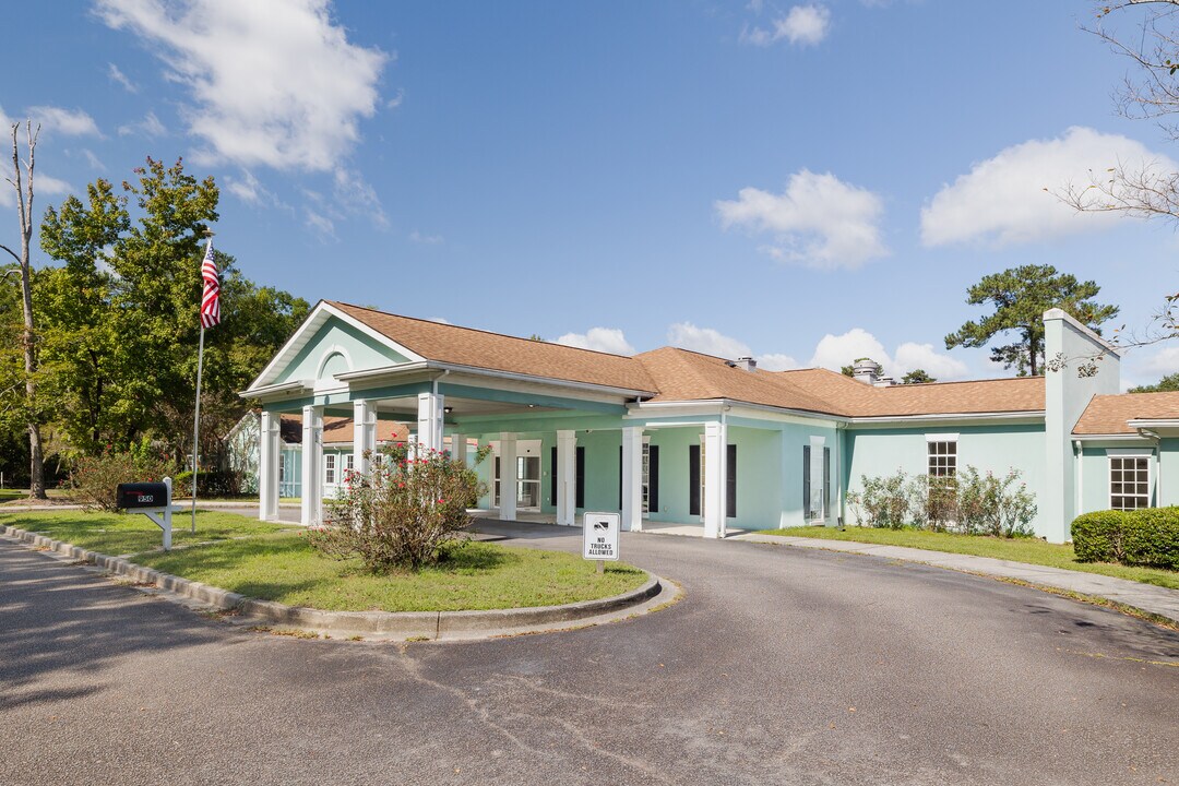 Vivo Living Summerville in Summerville, SC - Building Photo