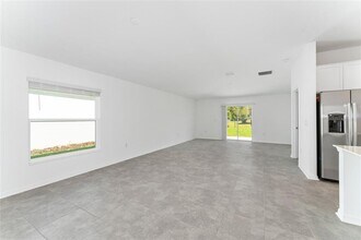 381 Singing Sands Cir in Lake Wales, FL - Building Photo - Building Photo