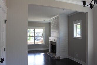 1285 Shades Terrace in Birmingham, AL - Foto de edificio - Building Photo