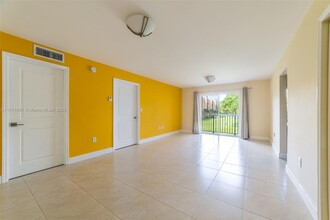 4719 NW 7th St in Miami, FL - Building Photo - Building Photo
