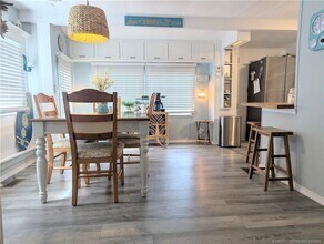 438 Nettles Blvd in Jensen Beach, FL - Building Photo - Building Photo