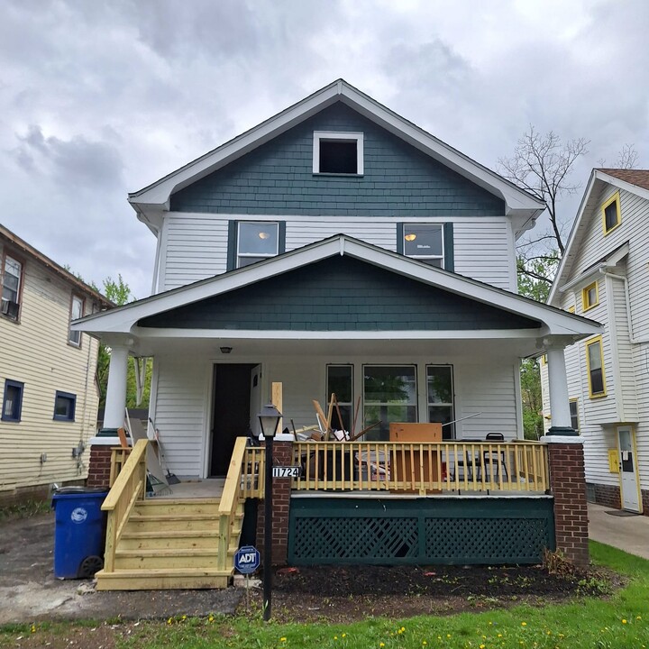 11724 Jesse Ave in Cleveland, OH - Building Photo
